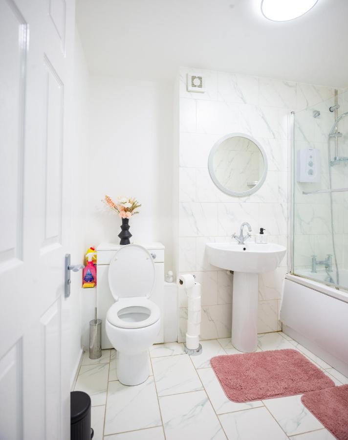 فيلا Spacious House Near Kings Cross لندن المظهر الخارجي الصورة